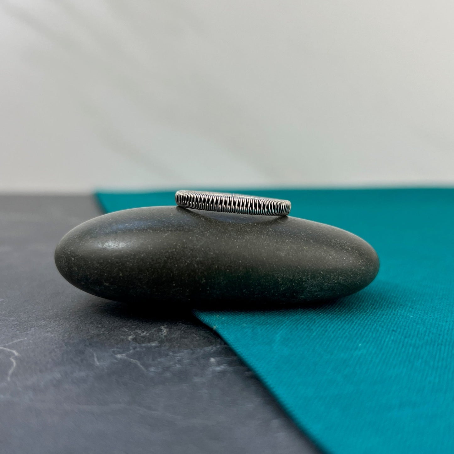 Dainty Wirewoven Ring: Seamless and Versatile