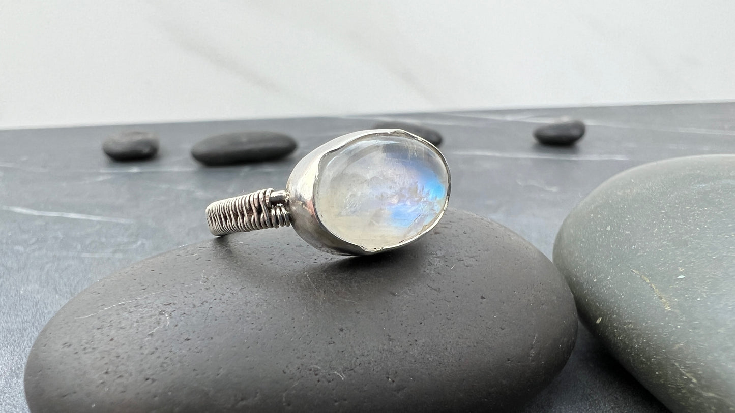 Oval Moonstone Sterling Silver Ring with Woven Band US8